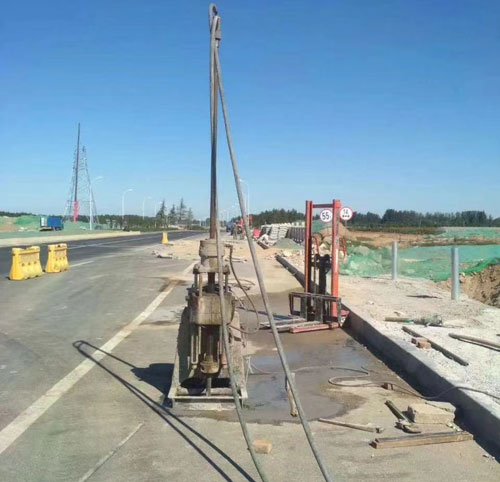牧野公路高聚物注浆加固